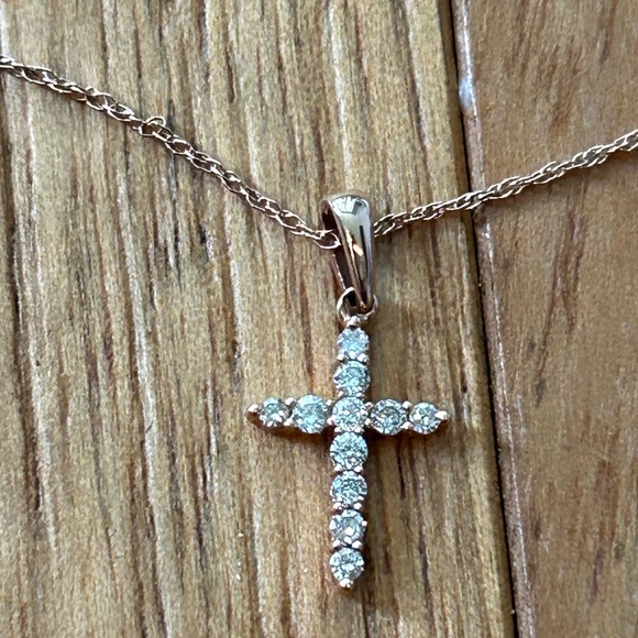10K Gold/Rose Gold Cross Necklace - Picture 3 of 6